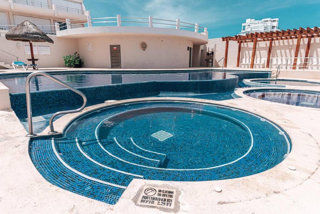 Ocean View Apartment, Best Beach Area, 3 Bedrooms Cancún Eksteriør billede